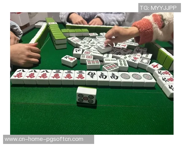 梦见玩麻将胡了-梦里的牌局胜景—玩麻将胡了的启示-梦见玩麻将胡了